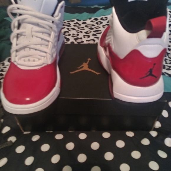 Shoes - Picture 1 of 1